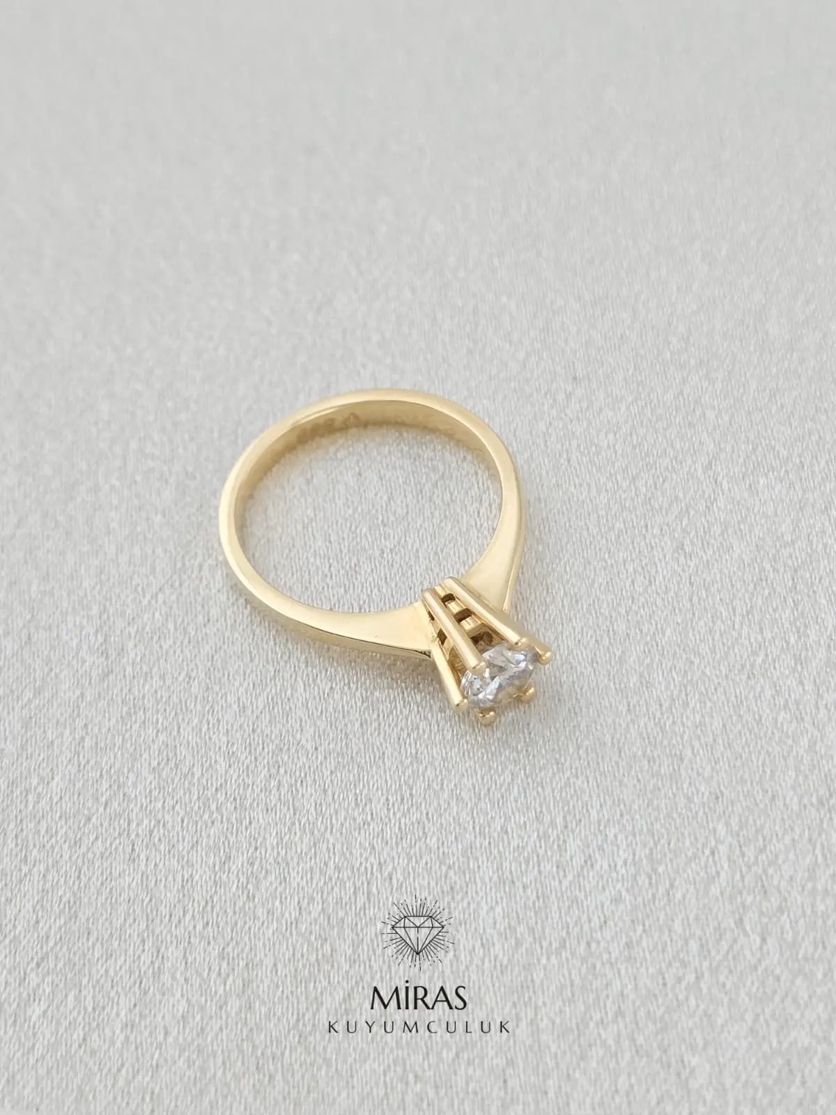 14 Ayar Altın - Altı Tırnak Tektaş Yüzük - 14YZK754