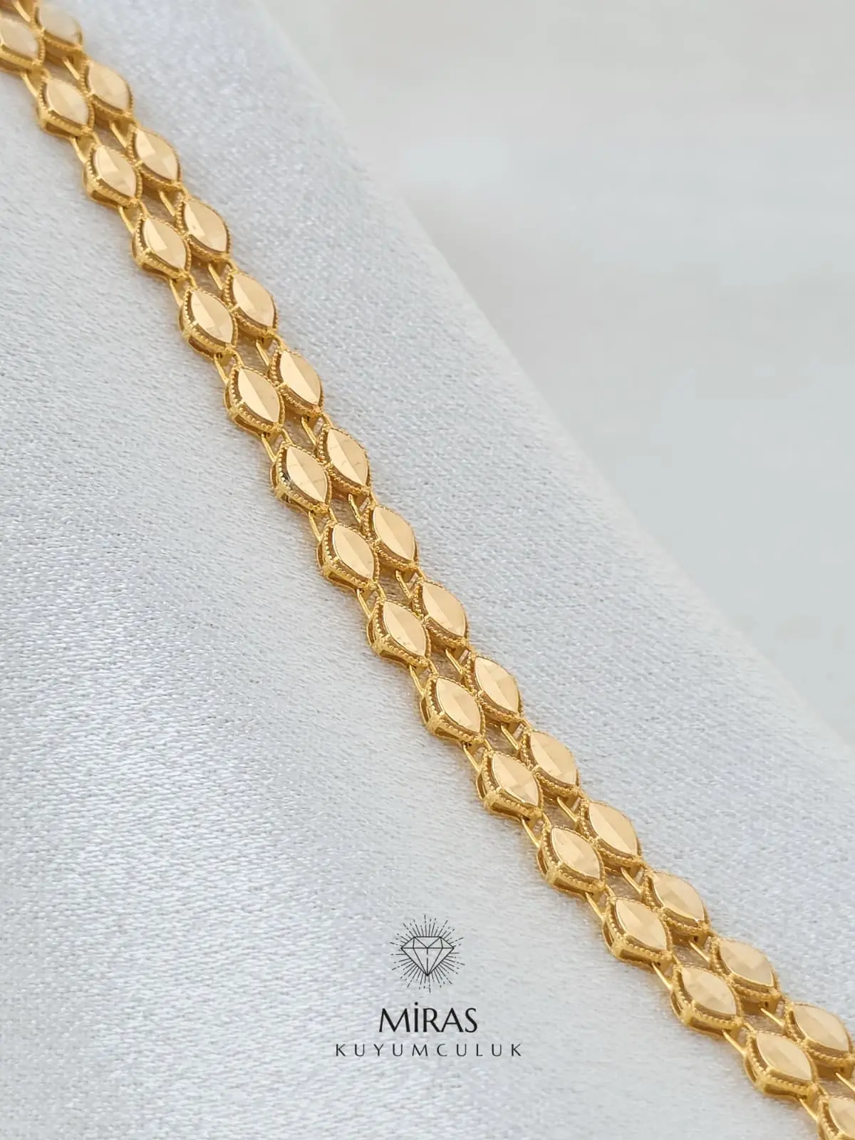 14 Ayar Altın - Taşsız Çift Sıra Pullu Sarı Altın Bileklik - 14BLK983