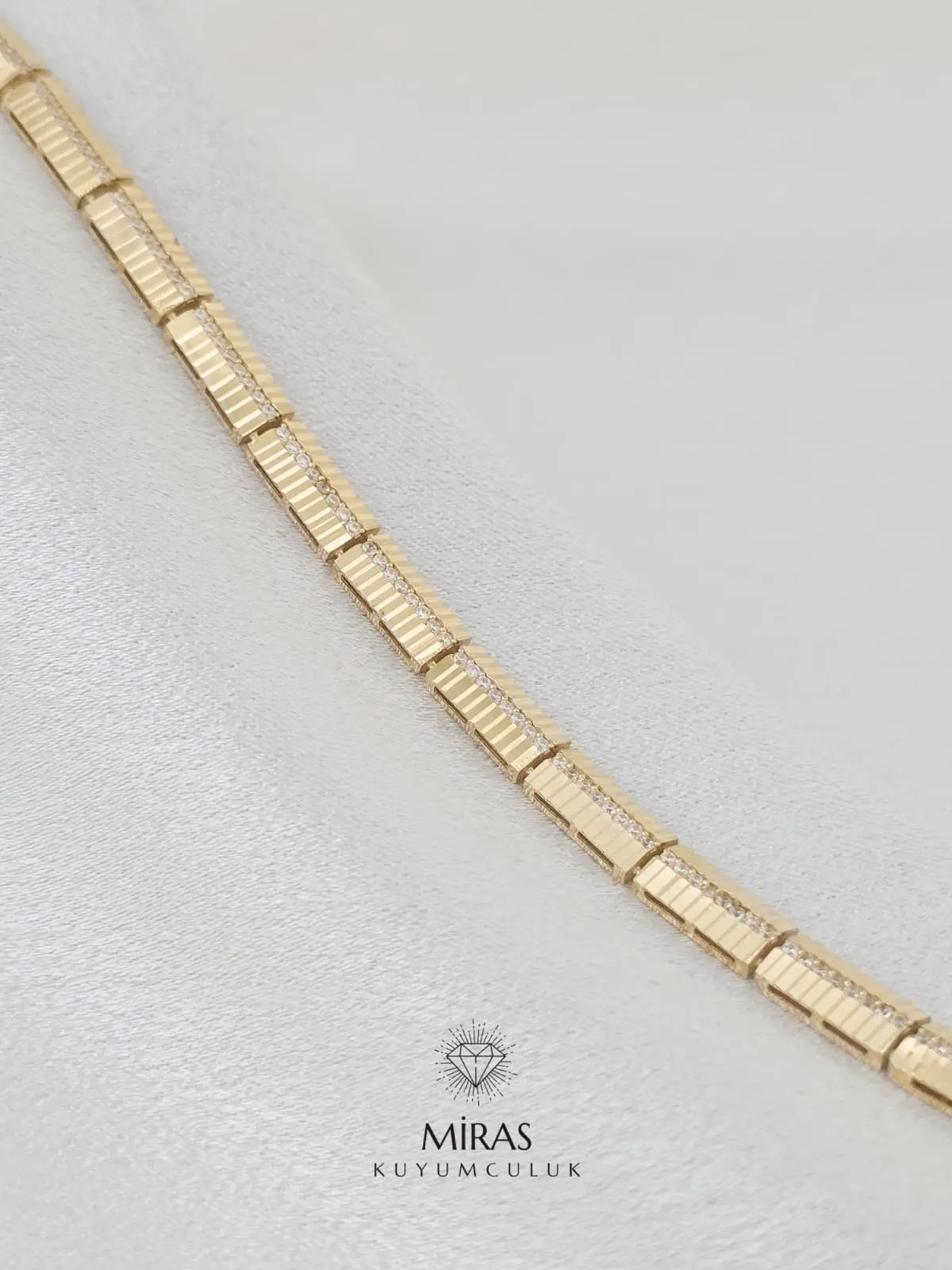 14 Ayar Altın - Taşlı Kemik Bileklik - 14BLK999