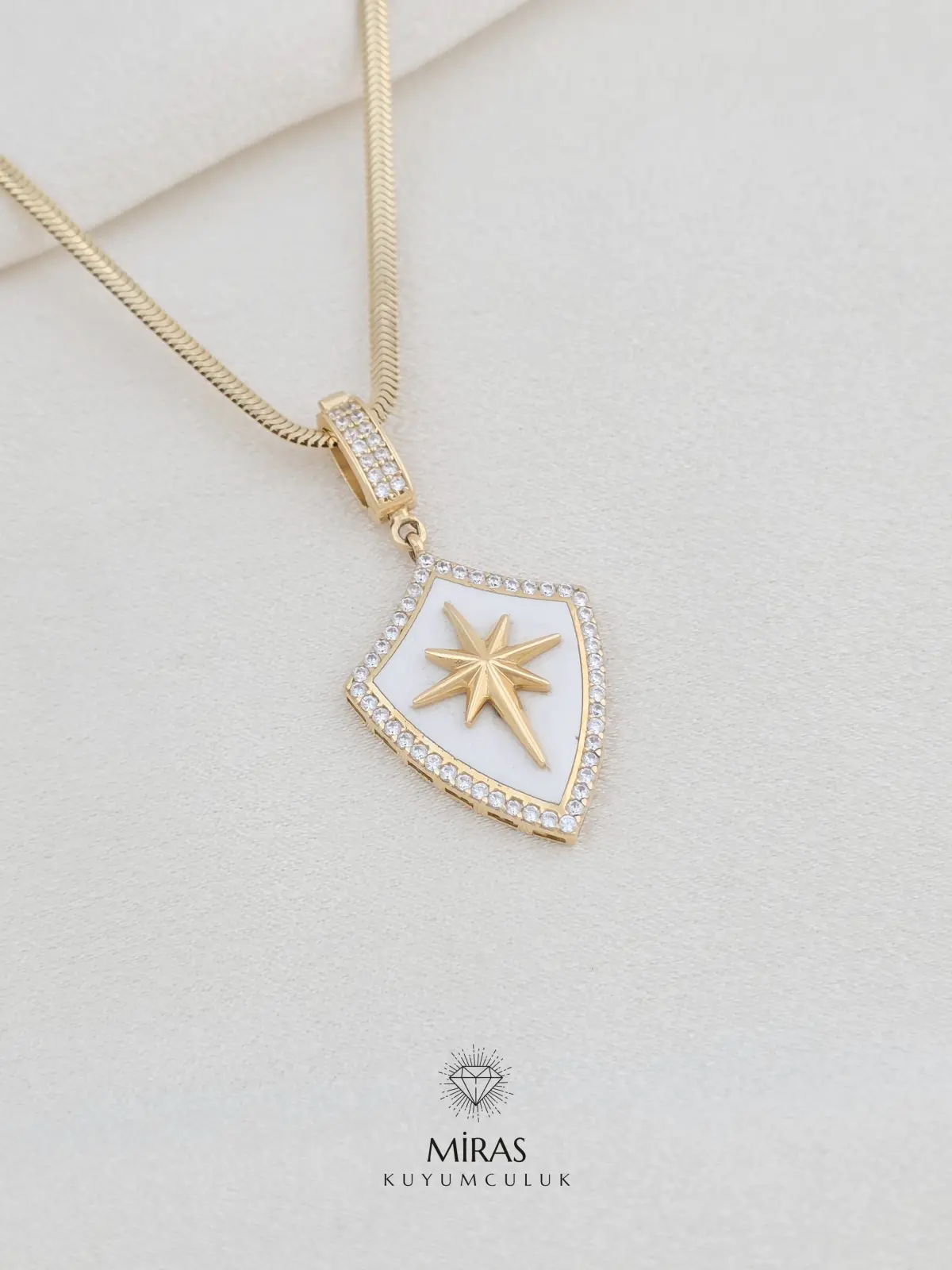 14 Ayar Altın - Kuzey Yıldızı Charm Kolye Ucu -14KU202