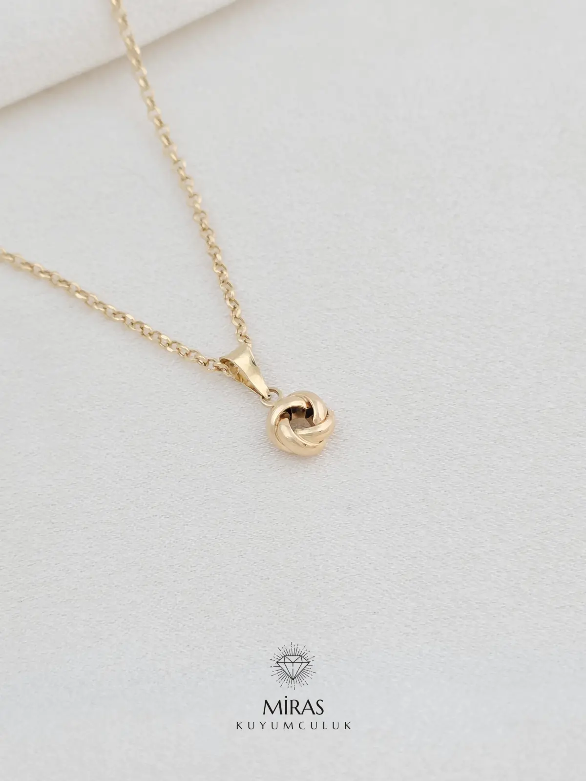14 Ayar Altın - Minimal Düğüm Kolye Ucu - 14KU350