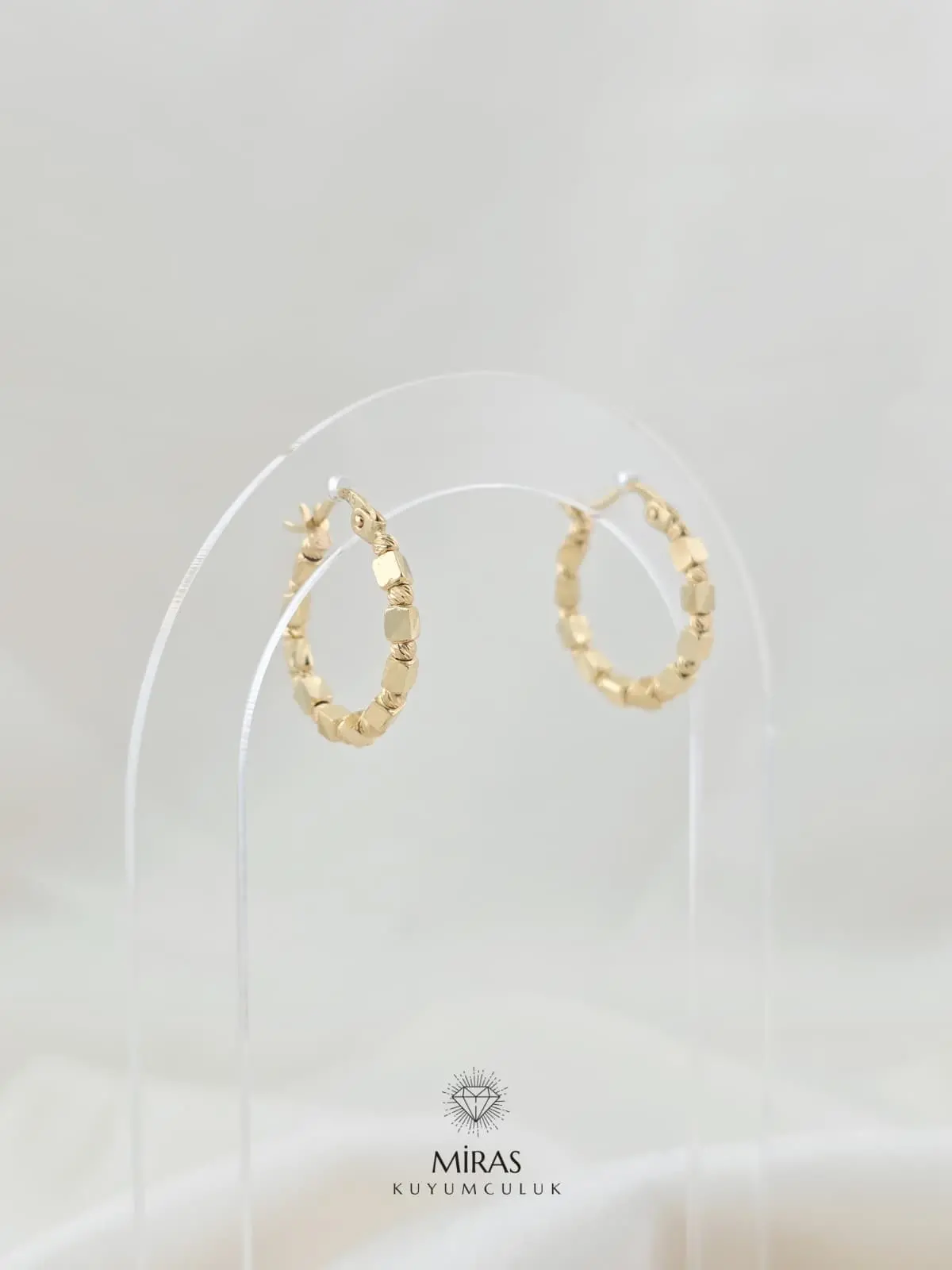 14 Ayar Altın - Dorika Detaylı Küp Halka Küpe - K14KP104