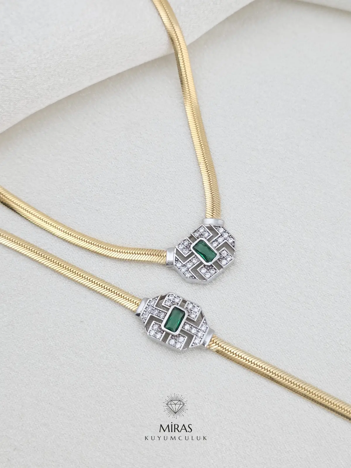 14 Ayar Altın - Balık Sırtı Zincir Yeşil Taşlı Kolye & Bileklik Set