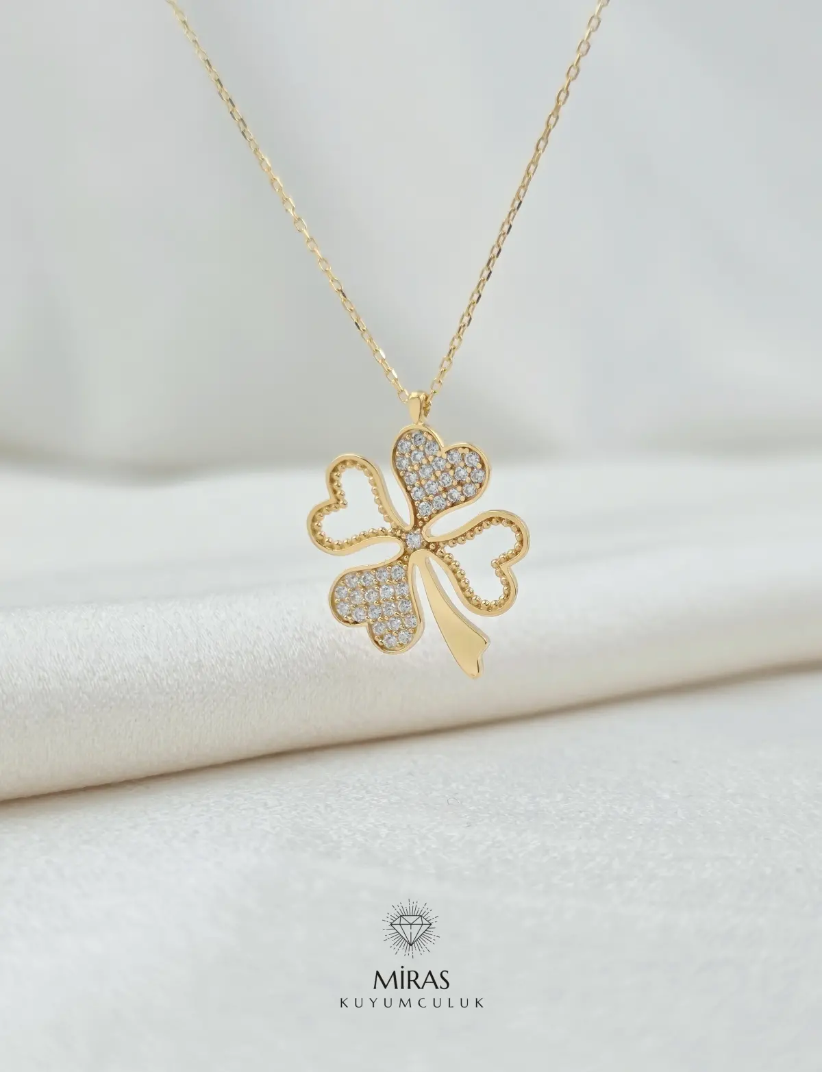 14 Ayar Altın - Taşlı Dört Yapraklı Yonca Kolye - 14KLY799