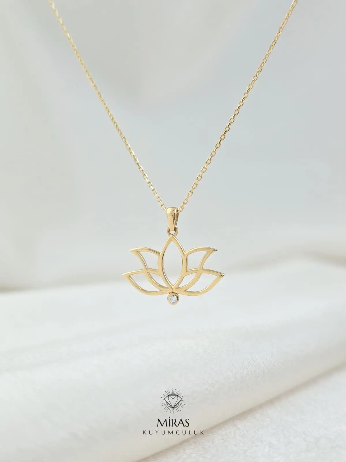 14 Ayar Altın - Minimal Lotus Çiçeği Kolye - K14KLY336