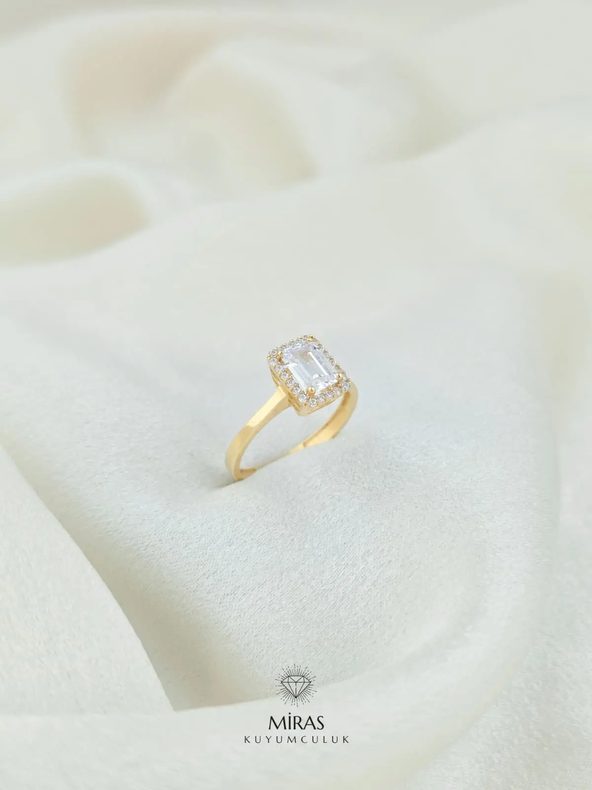 14 Ayar Altın - Baget Yüzük - 14YZK508