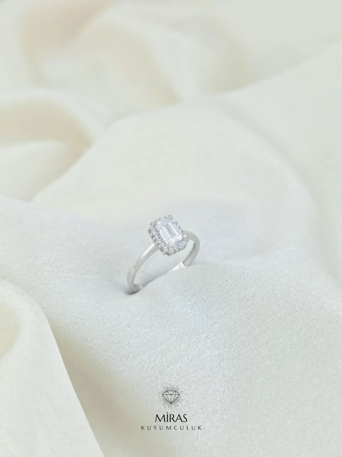 14 Ayar Altın - Minimal Baget Yüzük - 14YZK44