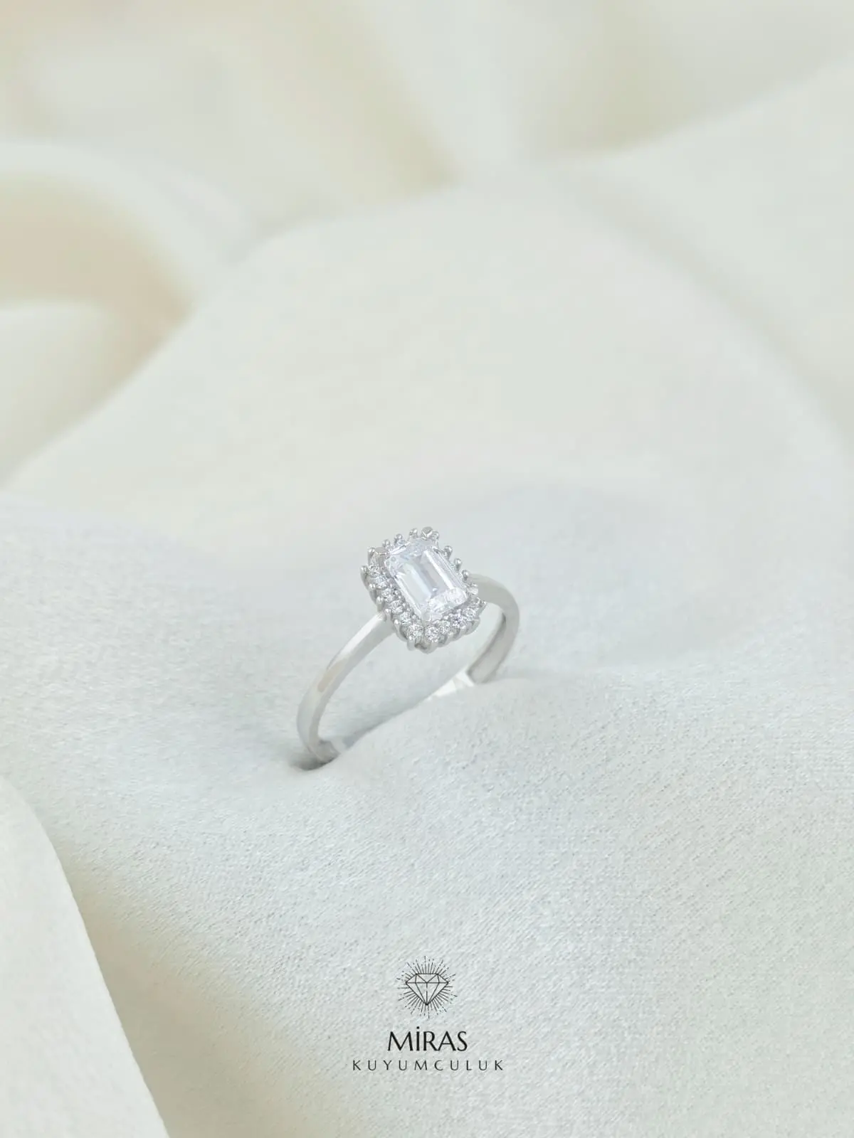 14 Ayar Altın - Minimal Baget Yüzük - 14YZK44