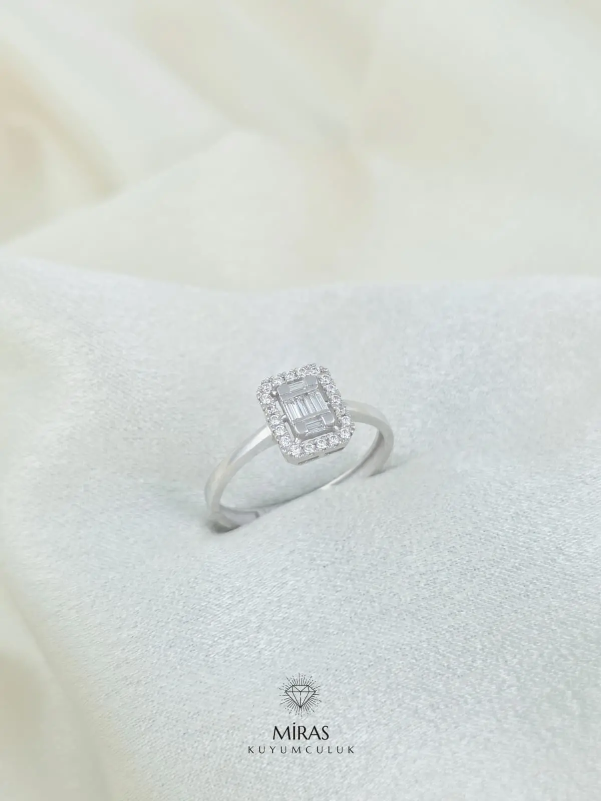 14 Ayar Altın - Minimal Klasik Baget Yüzük - 14YZK55