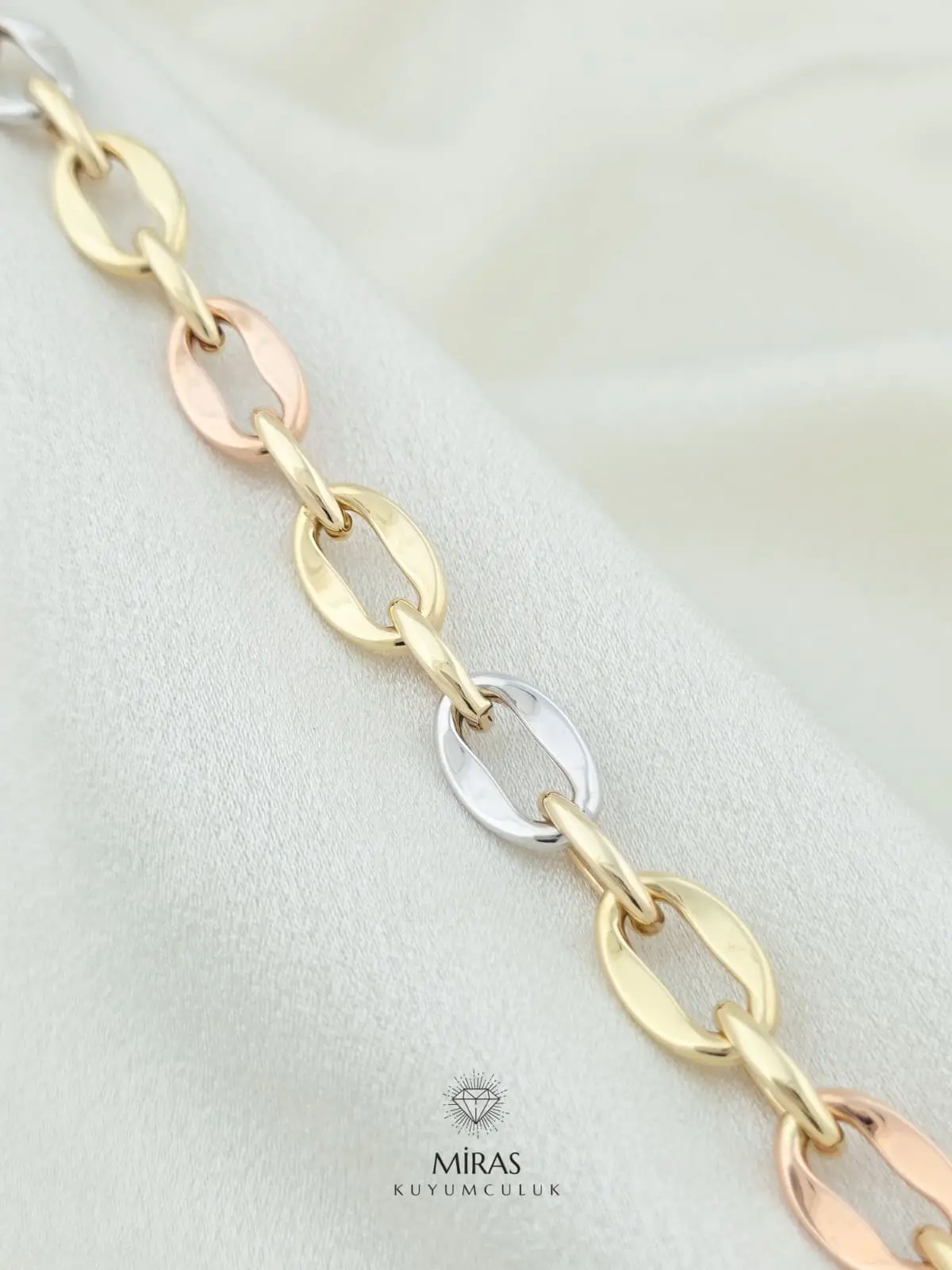 14 Ayar Altın - Üç Renkli Oval Halka Bileklik - 14BLK1053