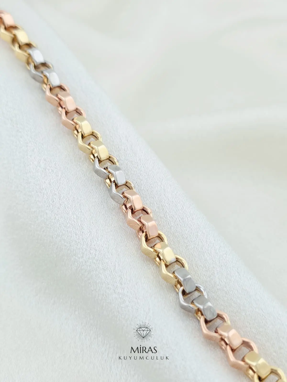 14 Ayar Altın - Üç Renkli Doc Bileklik - 14BLK1047